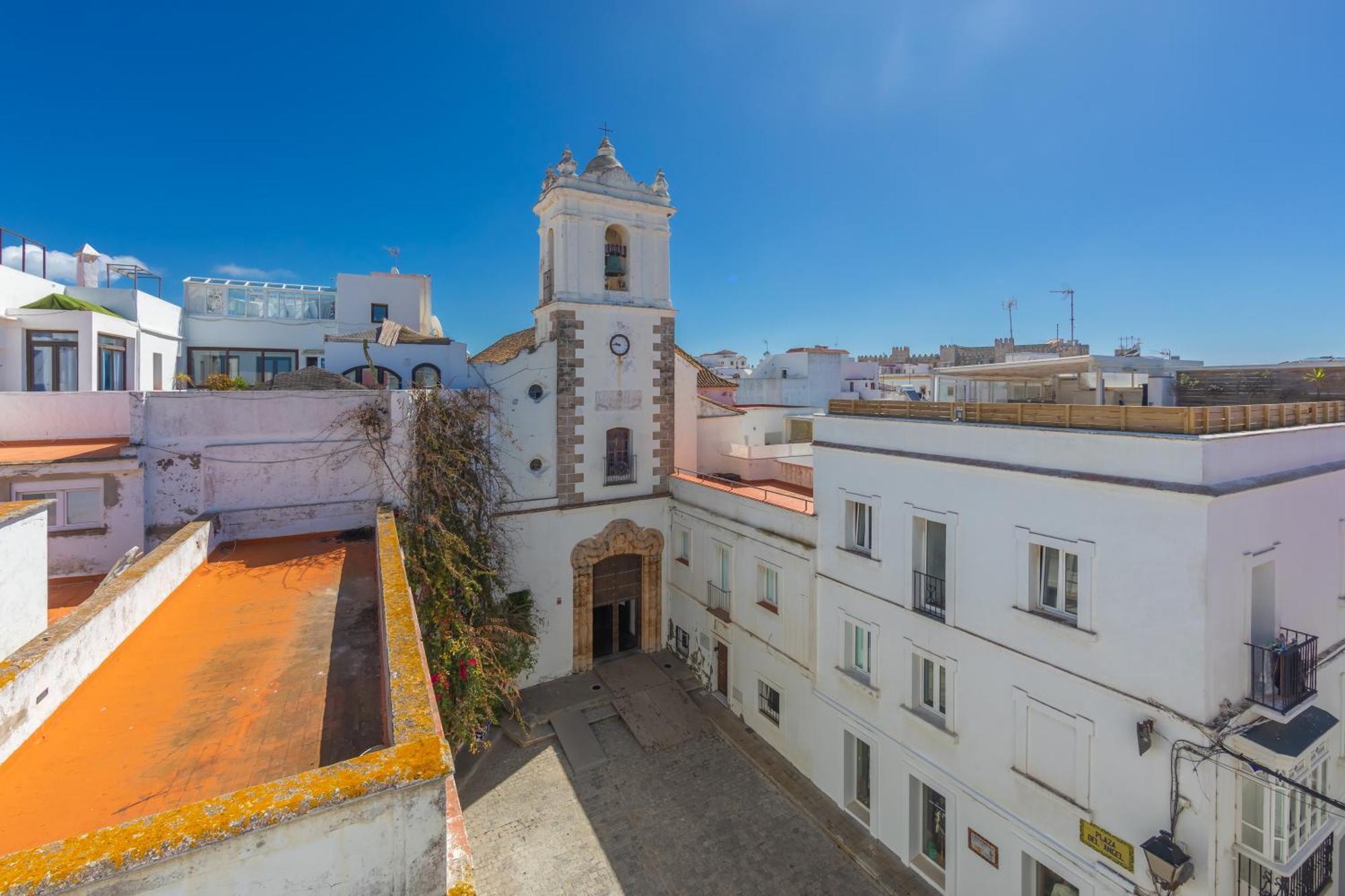 Atico De Aqui No Me Muevo Apartment